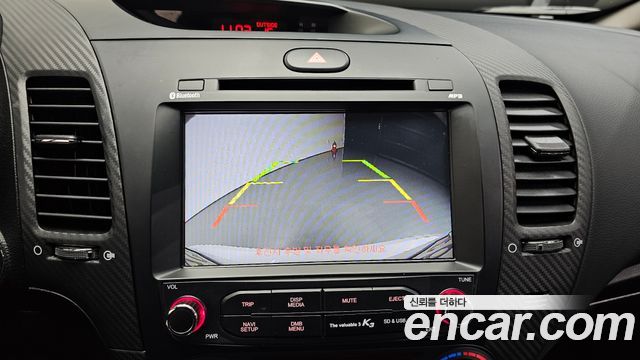 Kia K3 2014 — photo 21