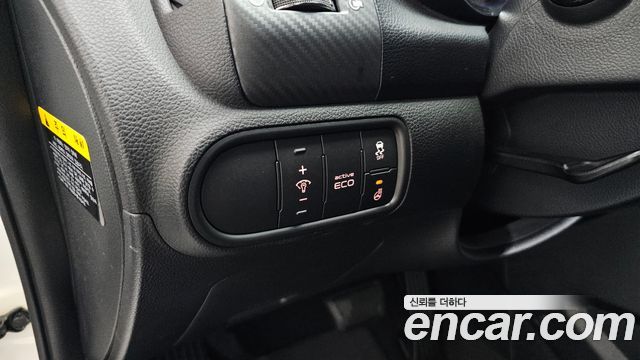 Kia K3 2014 — photo 26