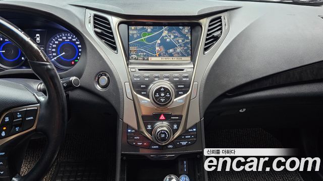 Hyundai Grandeur 2013 — photo 20