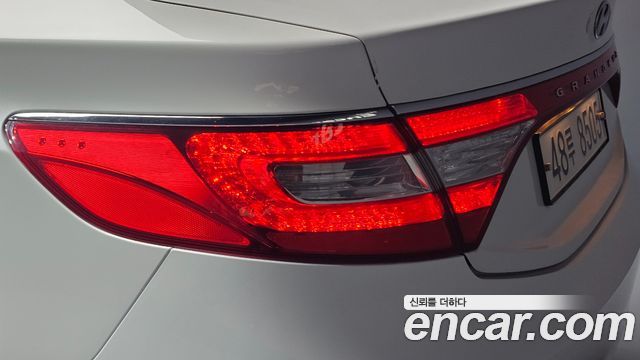 Hyundai Grandeur 2013 — photo 9