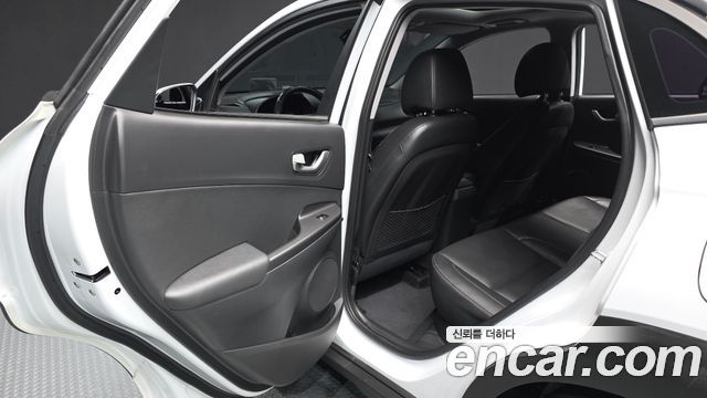 Hyundai Kona 2019 — photo 16
