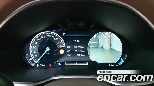 Genesis G80 2022 — photo 11