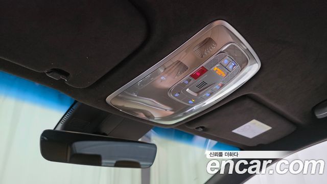 Genesis G80 2022 — photo 23