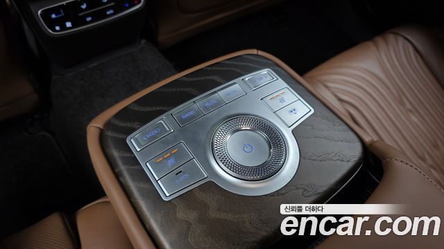 Genesis G80 2022 — photo 27