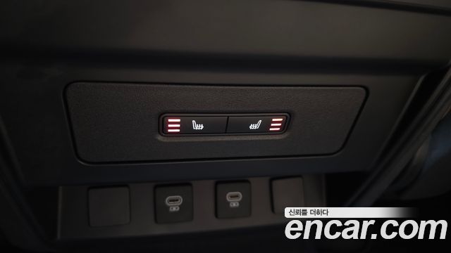 Land Rover Defender 2025 — photo 18