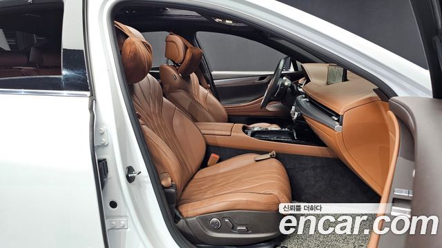 Genesis G80 2022 — photo 11