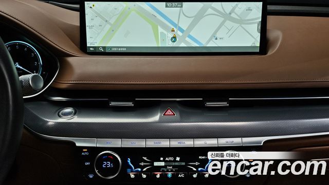 Genesis G80 2022 — photo 14