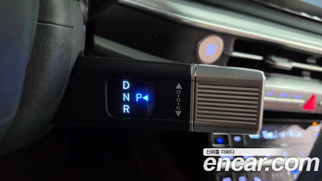 Hyundai Grandeur 2023 — photo 12