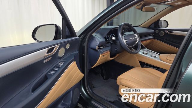 Genesis GV80 2023 — photo 13