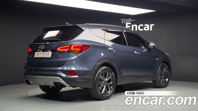 Hyundai Santafe 2017 — photo 2
