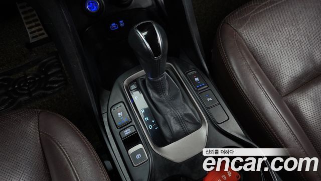 Hyundai Santafe 2017 — photo 9