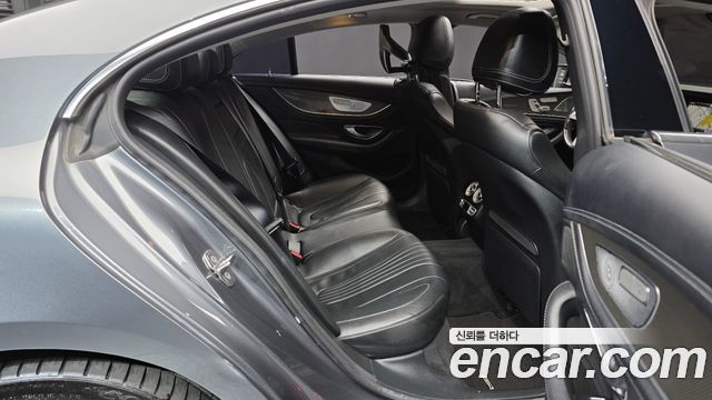 Mercedes-Benz CLS-Class 2019 — photo 12