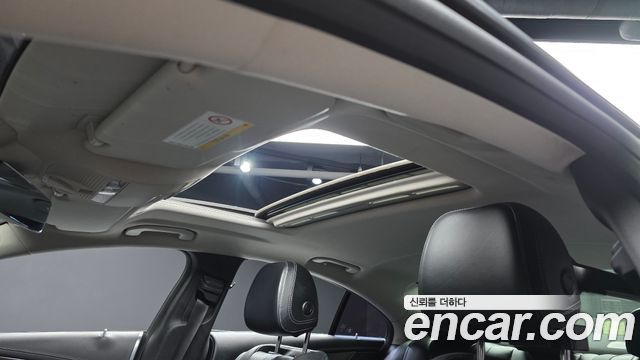 Mercedes-Benz CLS-Class 2019 — photo 16