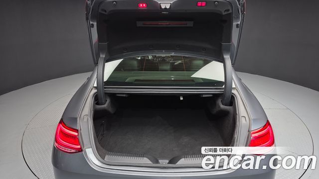 Mercedes-Benz CLS-Class 2019 — photo 20