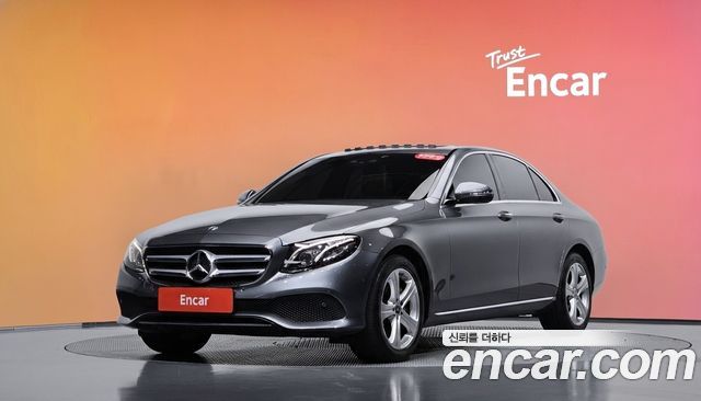 Mercedes-Benz E-Class 2018 — photo 1