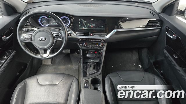 Kia Niro 2021 — photo 10
