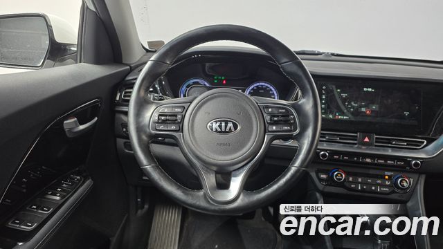 Kia Niro 2021 — photo 18