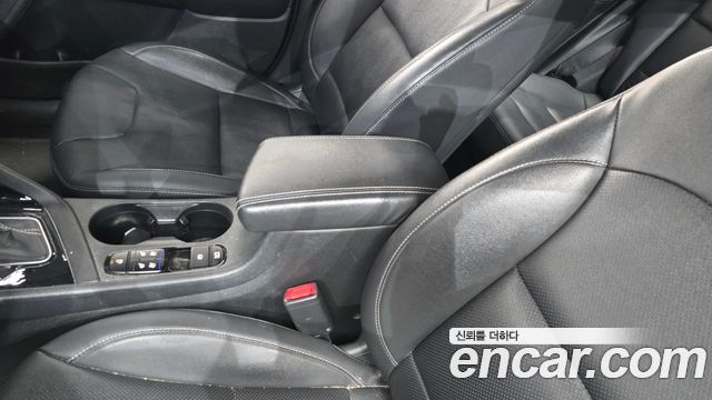 Kia Niro 2021 — photo 28