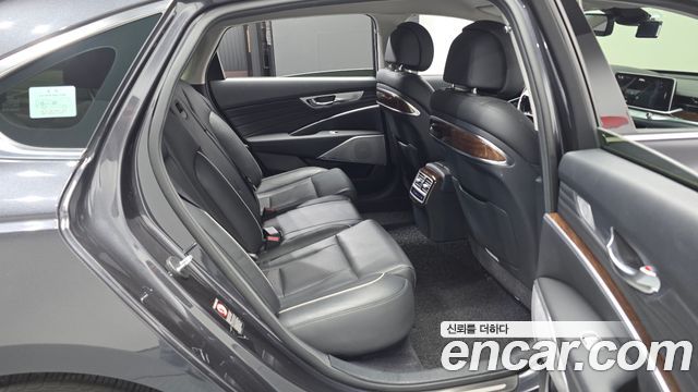 Kia K9 2019 — photo 17