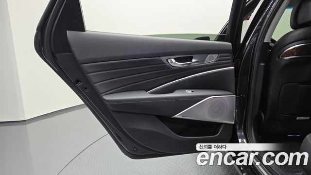 Kia K9 2019 — photo 15
