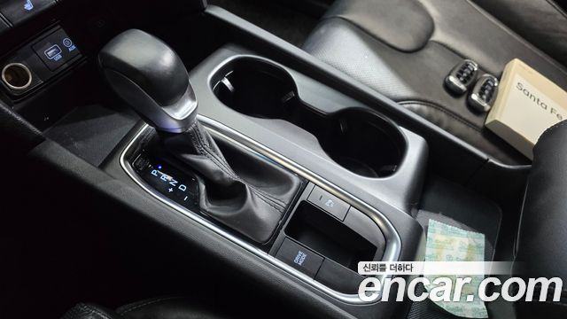 Hyundai Santafe 2019 — photo 12