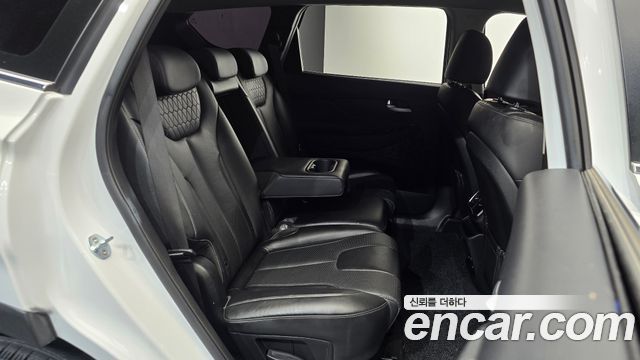 Hyundai Santafe 2019 — photo 17