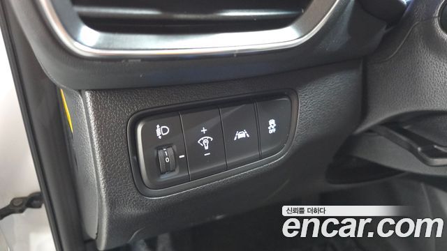 Hyundai Santafe 2019 — photo 24