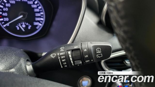 Hyundai Santafe 2019 — photo 26