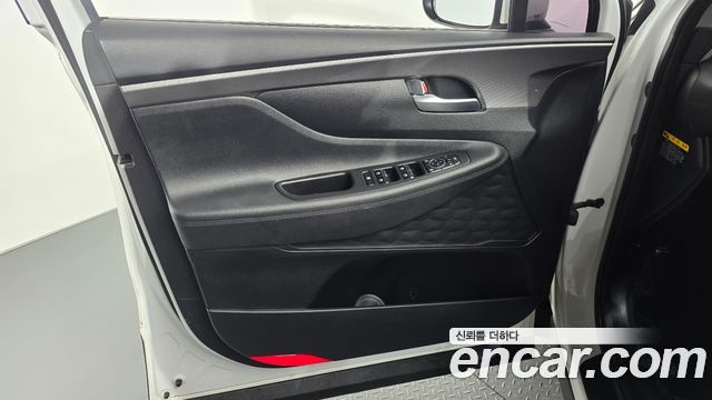 Hyundai Santafe 2019 — photo 14