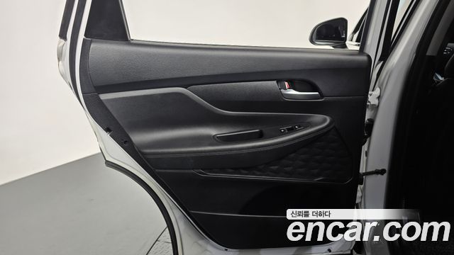 Hyundai Santafe 2019 — photo 15