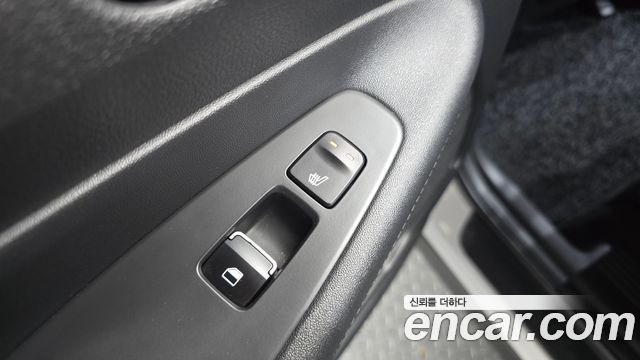 Hyundai Santafe 2019 — photo 27