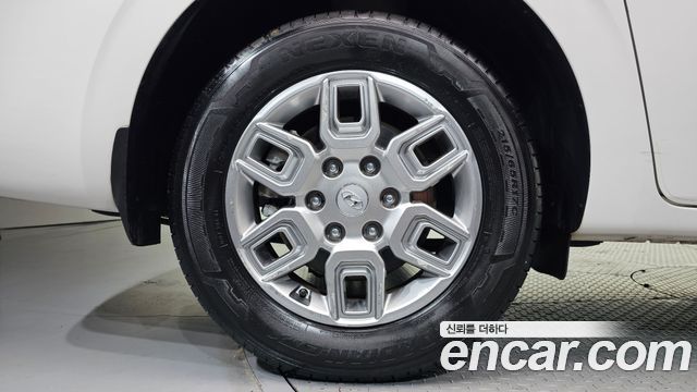 Hyundai Staria 2022 — photo 5
