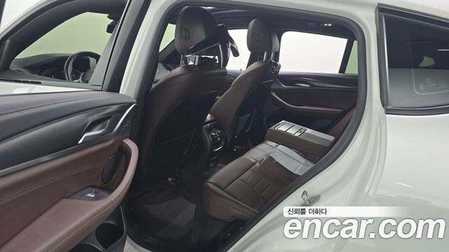 BMW X4 2022 — photo 18