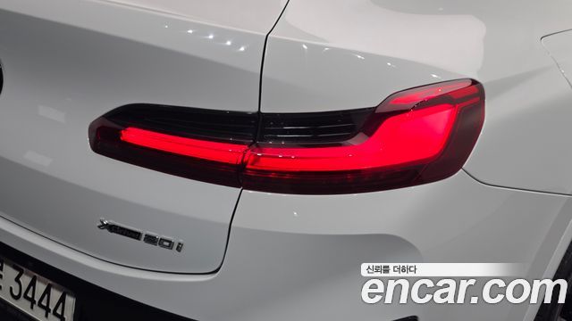 BMW X4 2022 — photo 9