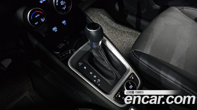 Hyundai Venue 2020 — photo 12