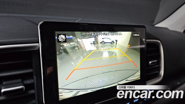 Hyundai Venue 2020 — photo 21