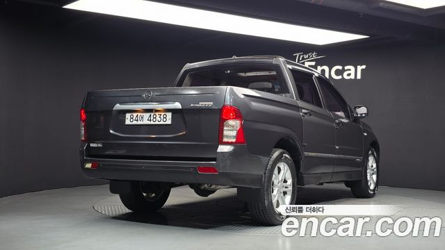KG Mobility KORANDO 2013 — photo 2