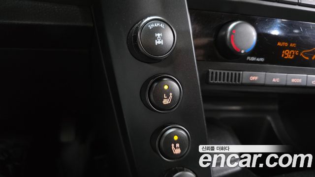 KG Mobility KORANDO 2013 — photo 18