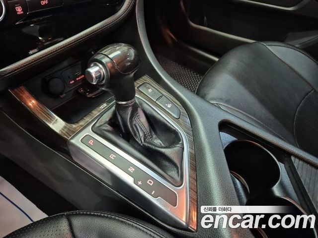 Kia K5 2015 — photo 8
