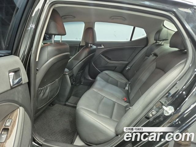 Kia K5 2015 — photo 12