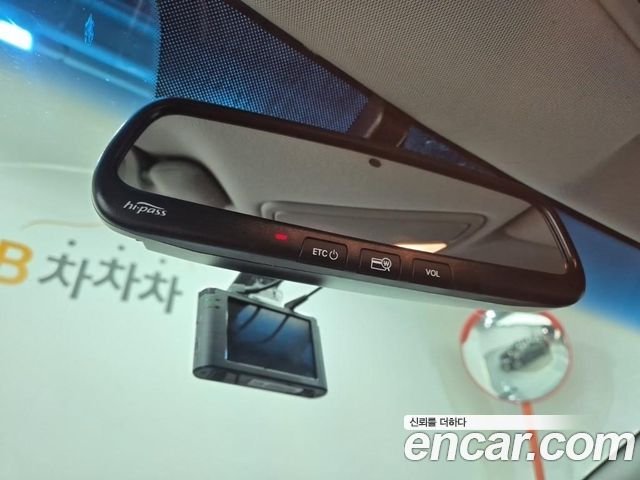 Kia K5 2015 — photo 16