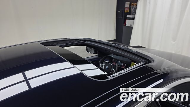 BMW 5-Series 2023 — photo 25