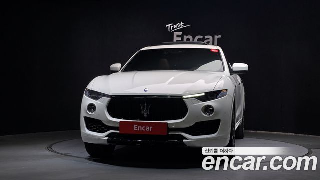 Maserati Levante 2018 — photo 3