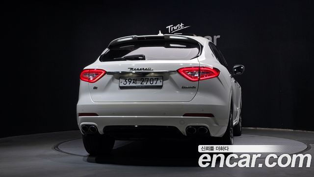Maserati Levante 2018 — photo 4
