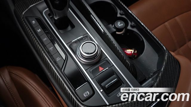 Maserati Levante 2018 — photo 23