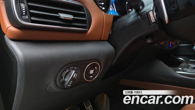 Maserati Levante 2018 — photo 24