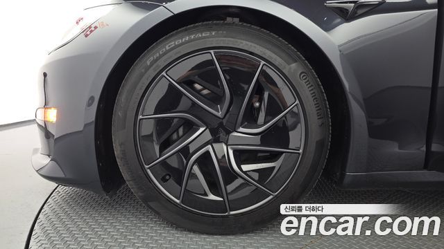 Tesla Model S 2026 — photo 5