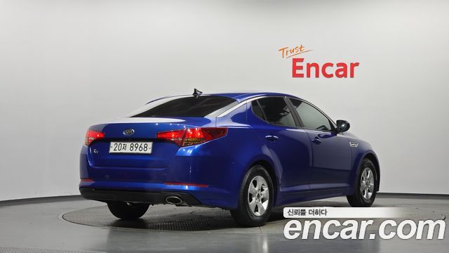 Kia K5 2011 — photo 2
