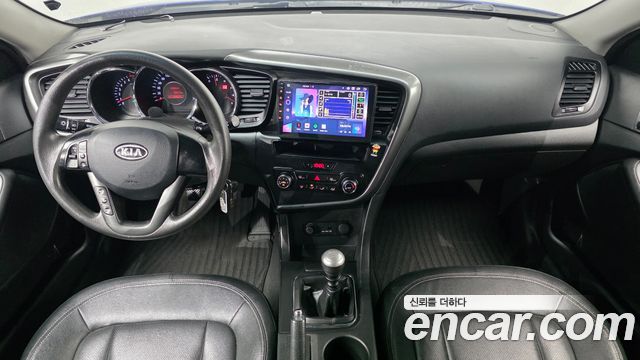 Kia K5 2011 — photo 7