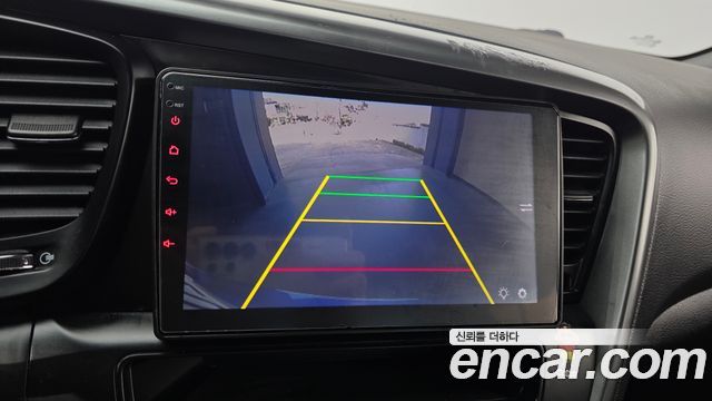 Kia K5 2011 — photo 17